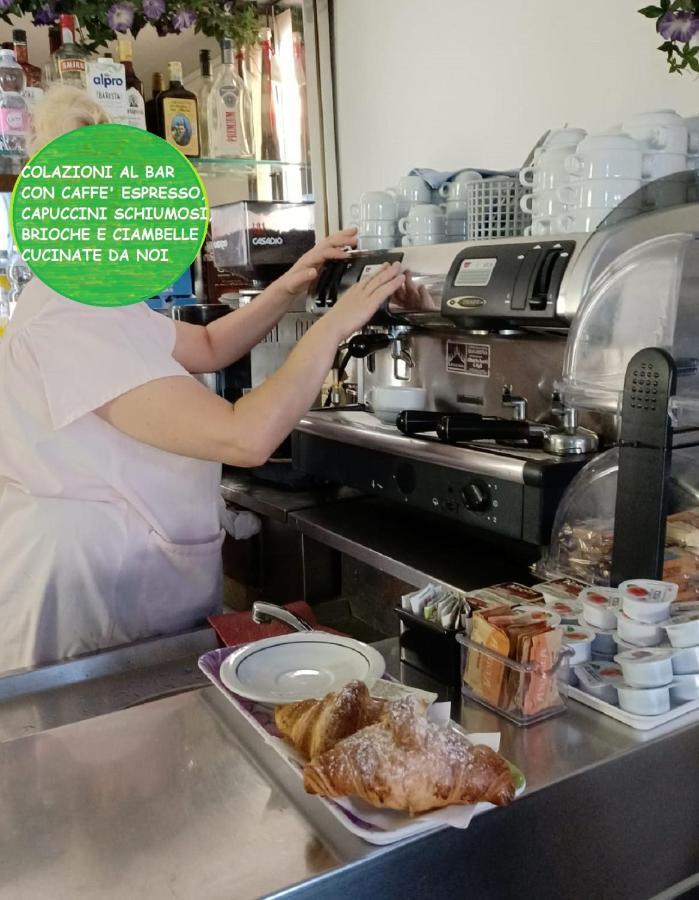 Hotel Villa Del Prato Cucina Romagnola E Possibilita Pacchetto Spiaggia Bellariva Di Rimini Kültér fotó